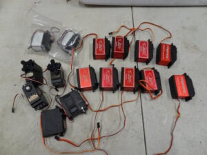Used and New Lot of 16 1/5 Scale Servos
